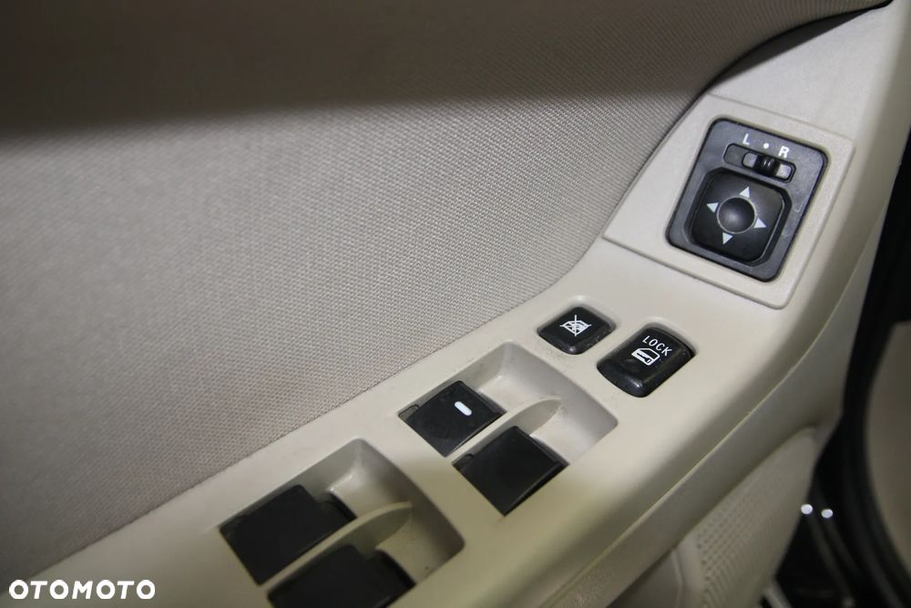 Mitsubishi Lancer 1.6 Invite - 20