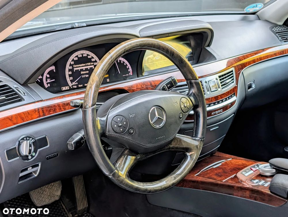 Mercedes-Benz Klasa S 400 HYBRID - 13