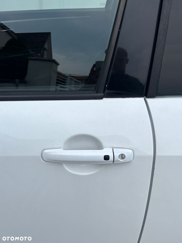 Suzuki Swift 1.3 DDiS Comfort - 7