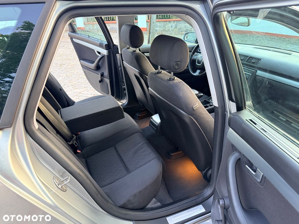 Audi A4 Avant 2 - 8