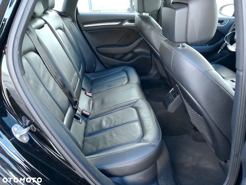 Audi A3 Sportback - 16