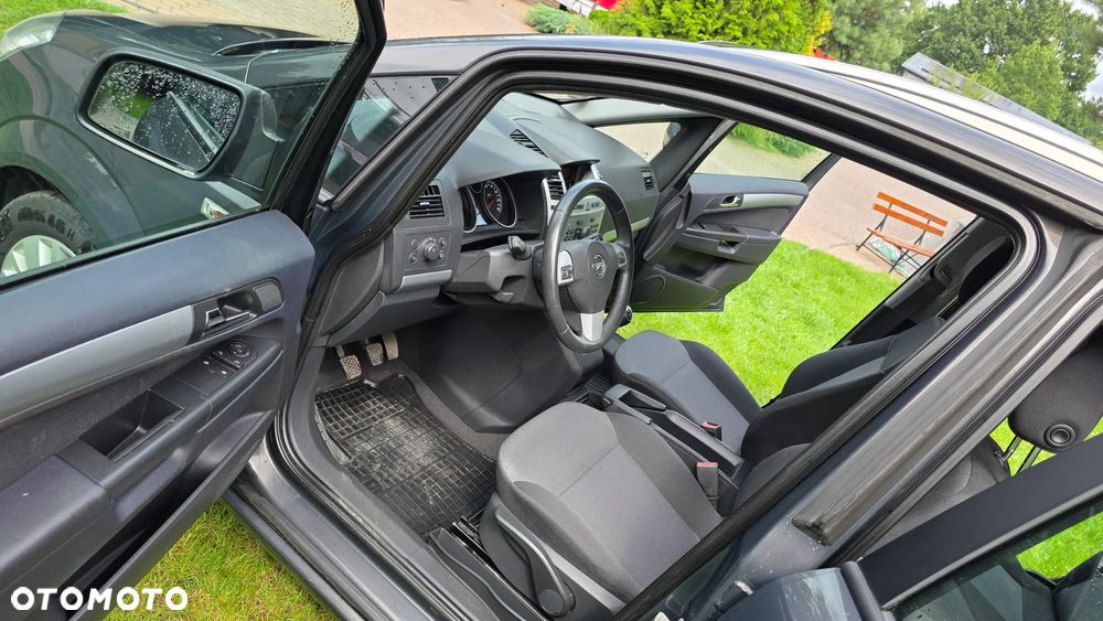 Opel Zafira 1.6 ECOFLEX Family Plus - 33