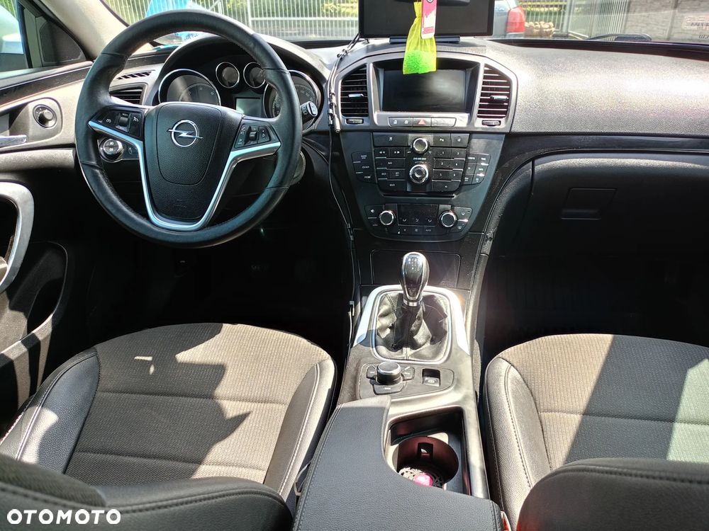 Opel Insignia 2.0 CDTI - 13