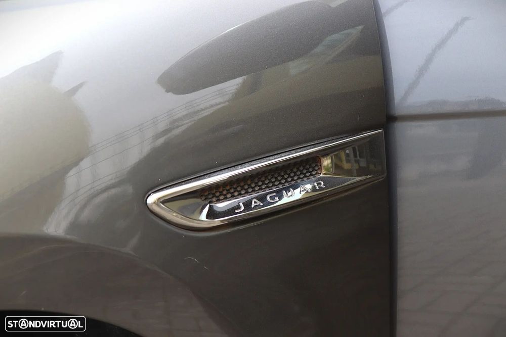 Jaguar F-Pace 20d Aut. Prestige - 13