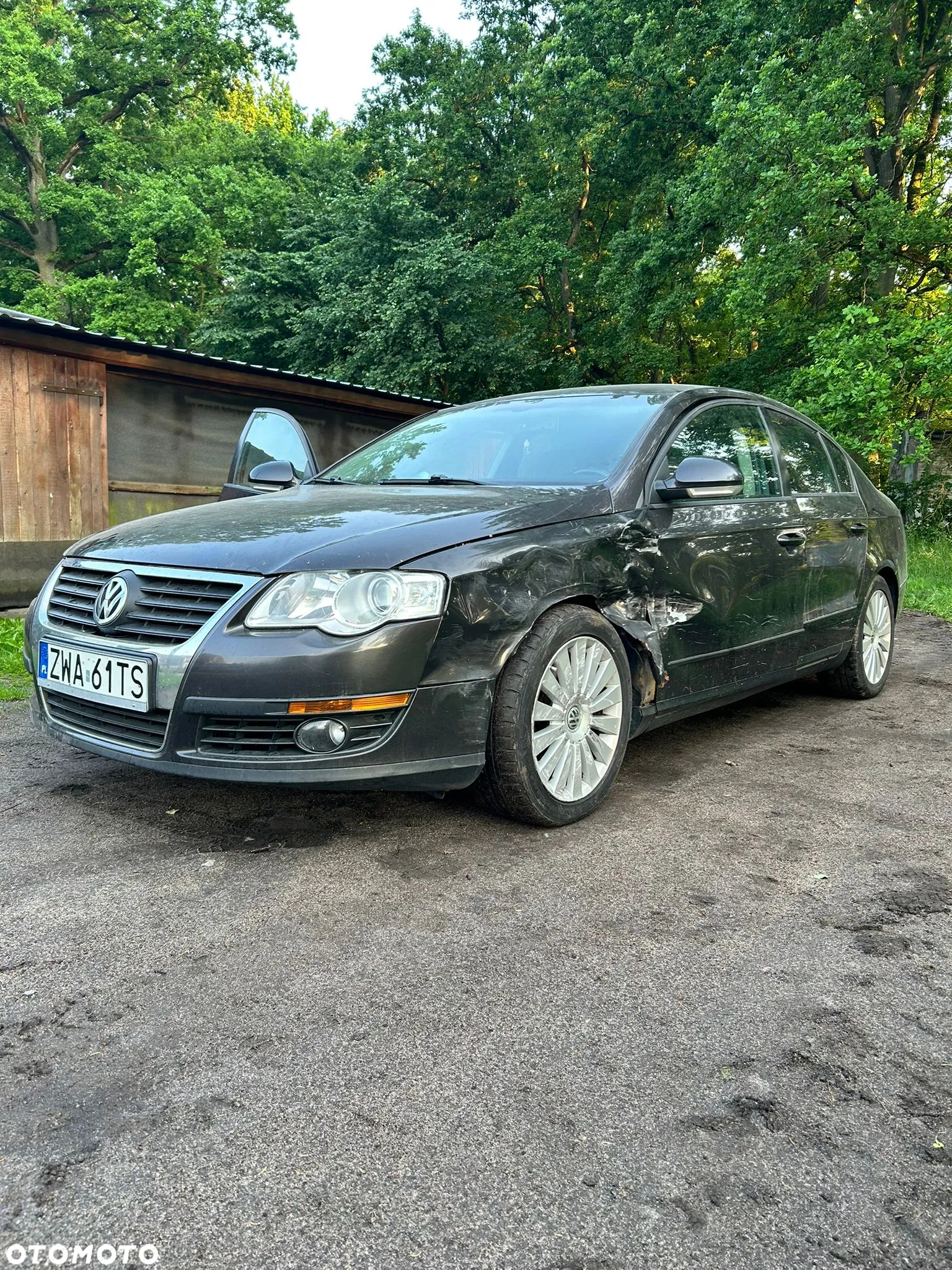 Volkswagen Passat - 2