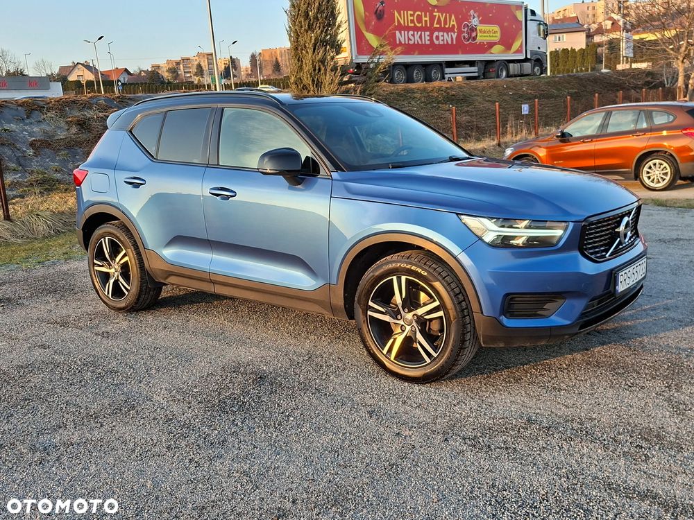 Volvo XC 40 T4 R-Design - 3