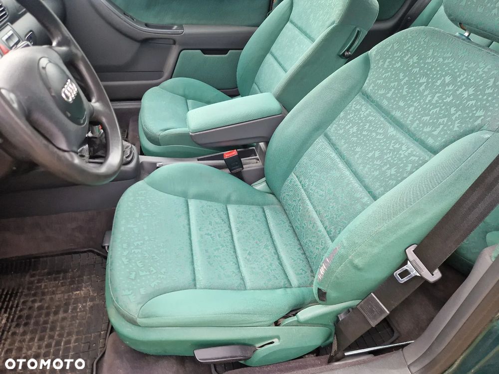 Audi A3 3-drzwiowe 1.6 Ambiente - 15