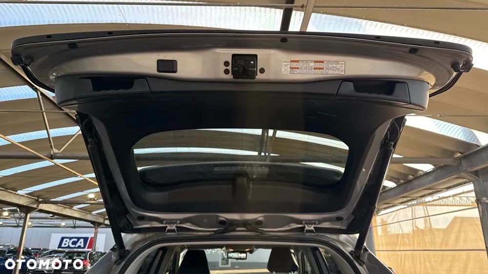 Toyota RAV4 - 6