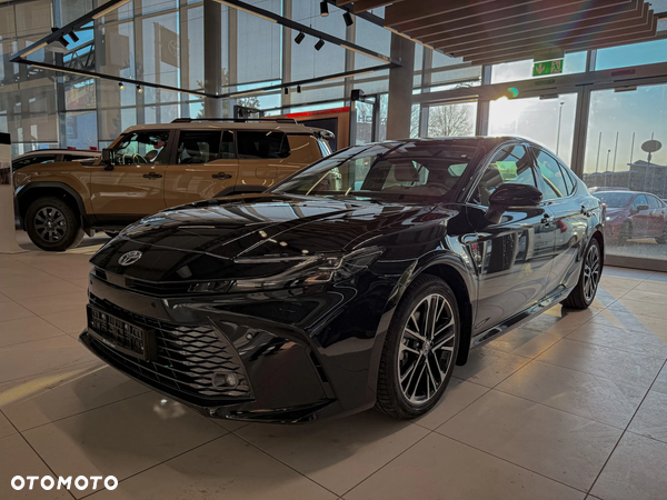 Toyota Camry 2.5 Hybrid Prestige CVT