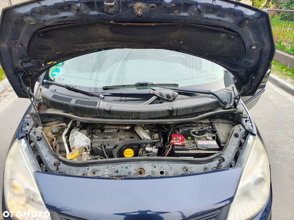 Renault Scenic 1.9 dCi FAP Avantage - 12