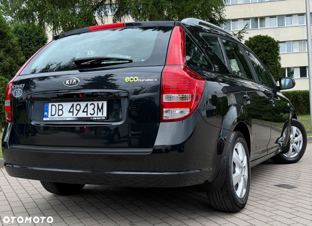 Kia Ceed 1.4 CVVT Dream-Team Edition - 29