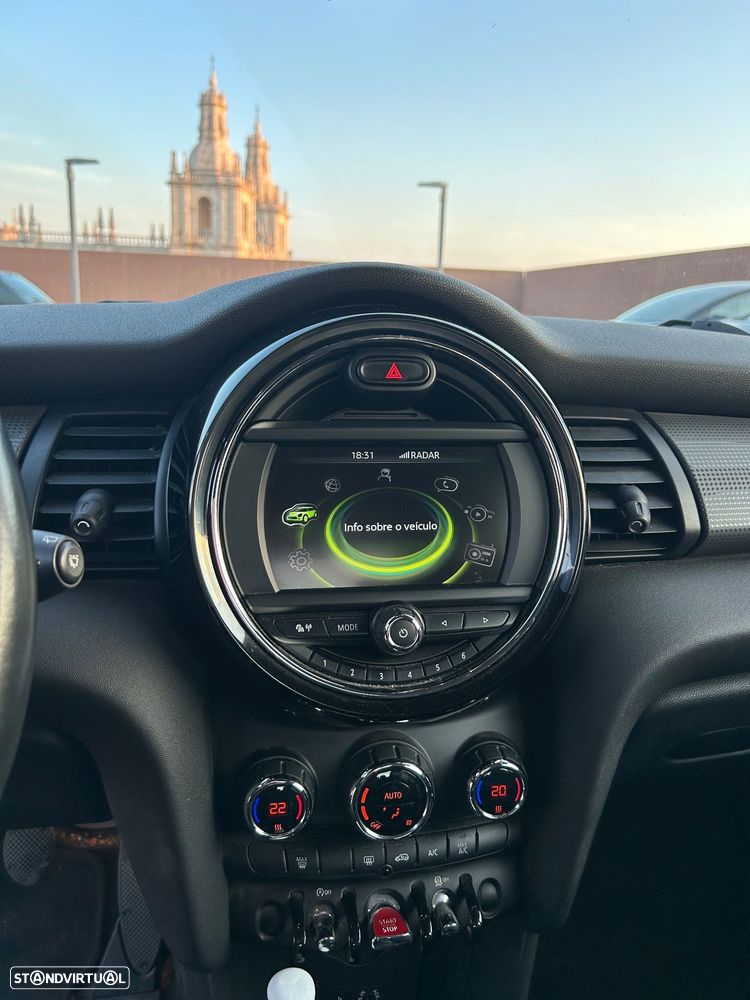 MINI 5 Portas Cooper D - 6