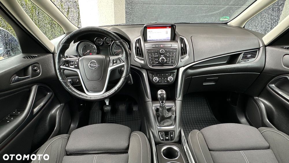 Opel Zafira 2.0 D (CDTI ecoFLEX) Start/Stop Innovation - 32