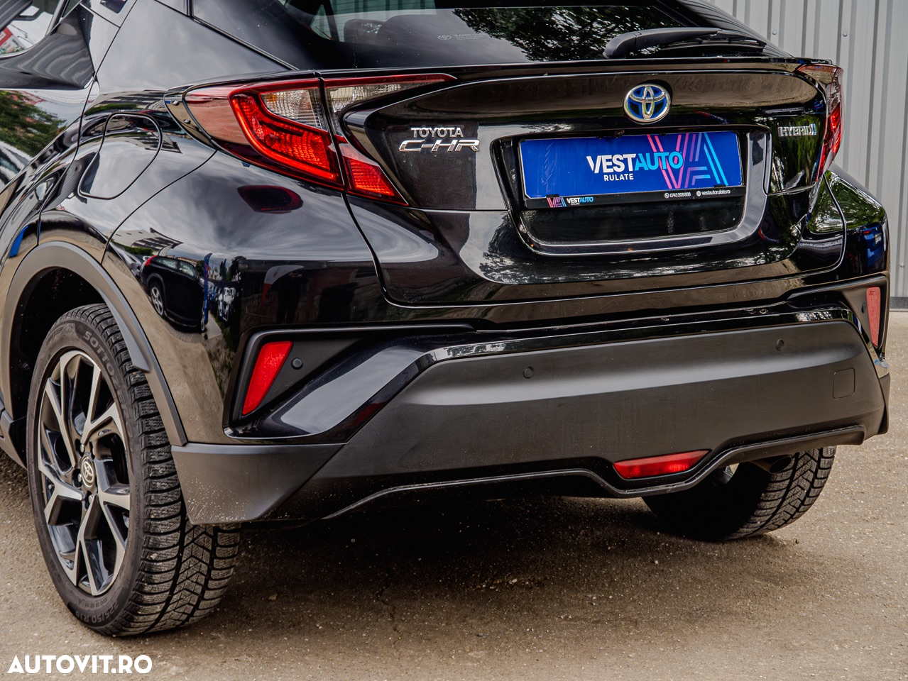 Toyota C-HR 1.8 Hybrid Business Edition - 41