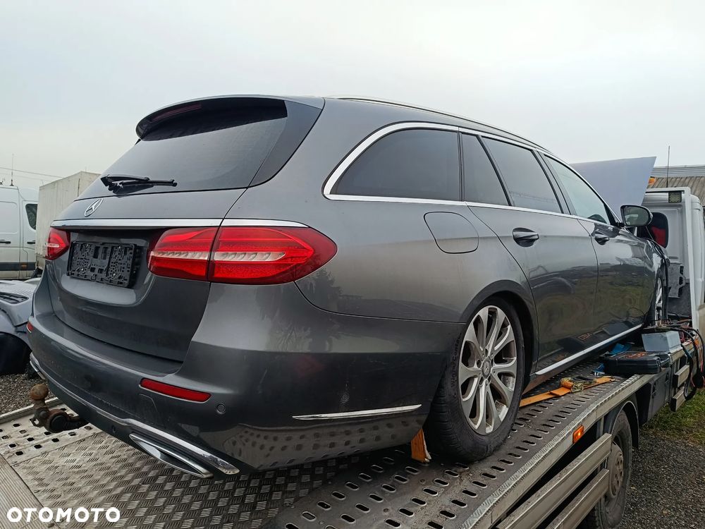 Mercedes-Benz Klasa E 220 d 9G-TRONIC Avantgarde - 1