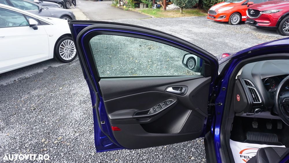 Ford Focus 1.5 EcoBoost Start-Stopp-System Business Edition - 6