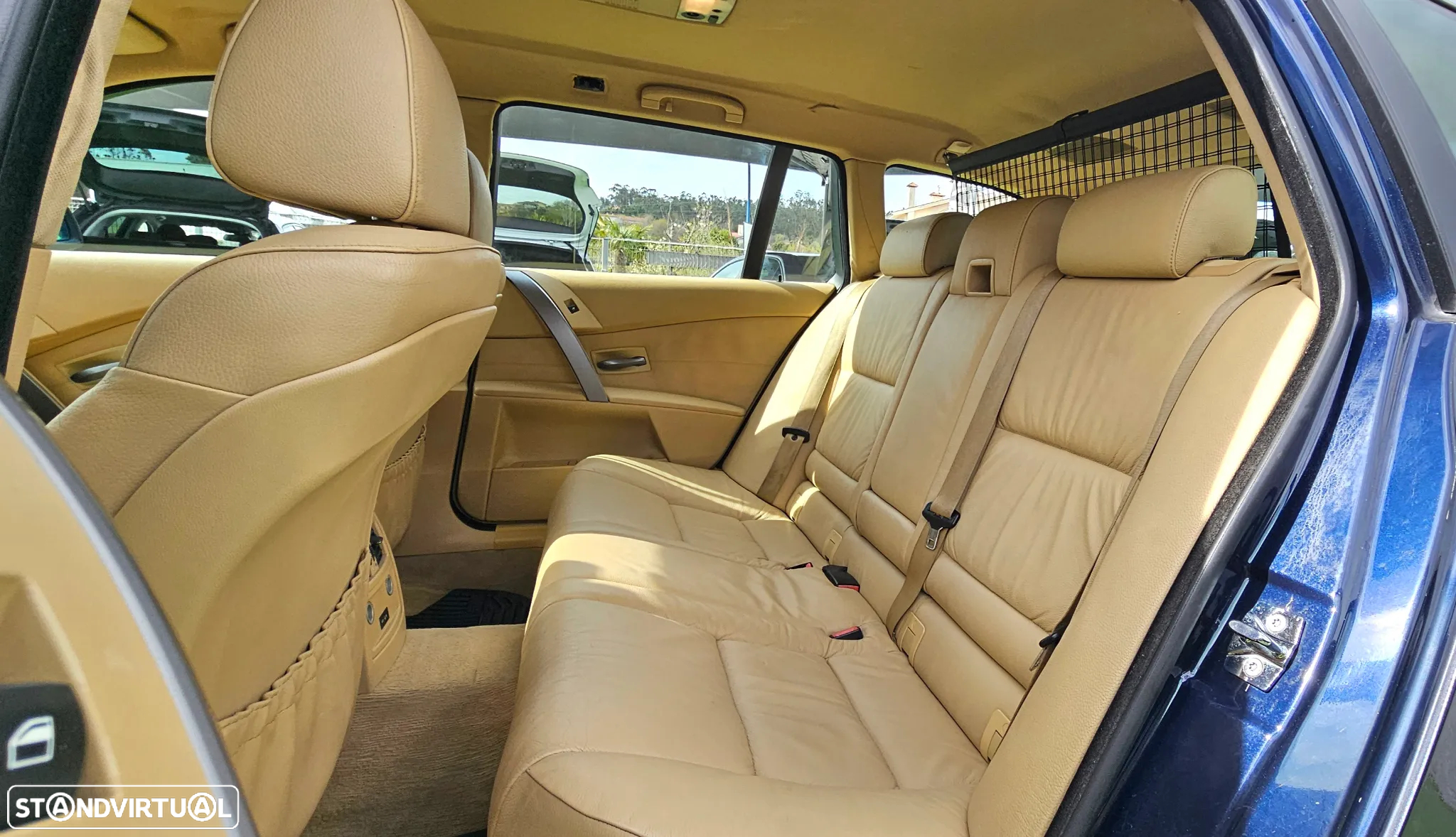 BMW 520 d Touring - 16