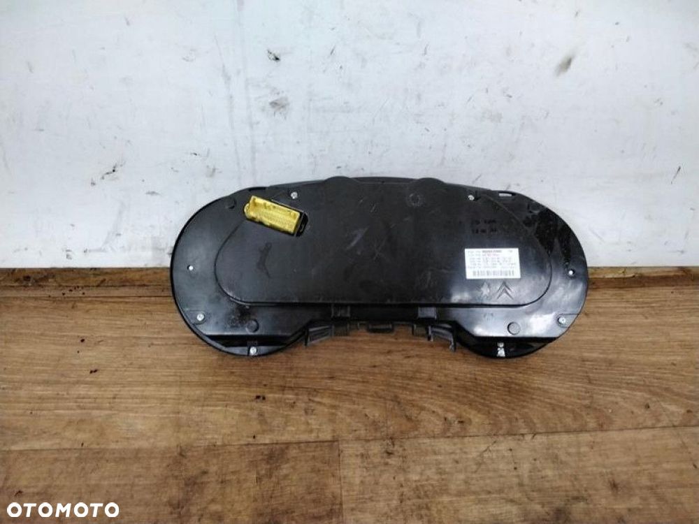 peugeot 5008 1.6 hdi licznik 9666625680 - 2