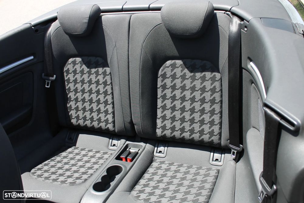 Audi A3 1.6 TDI Attraction Ultra - 19