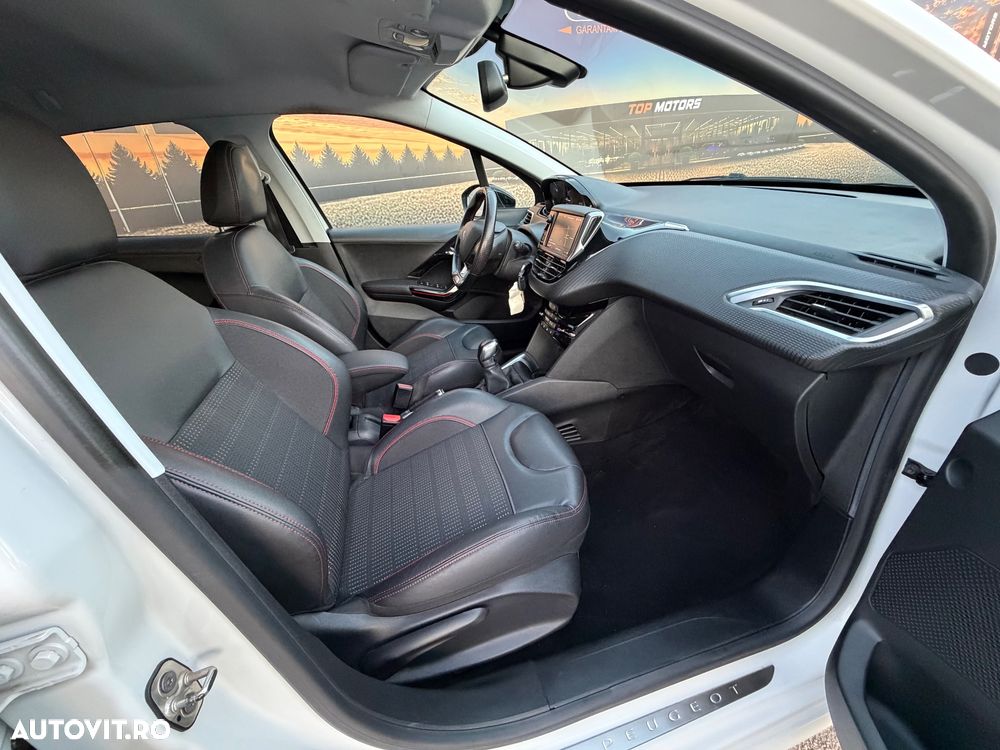 Peugeot 208 PureTech 110 Stop & Start Signature - 14