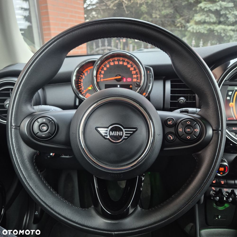 MINI ONE - 23