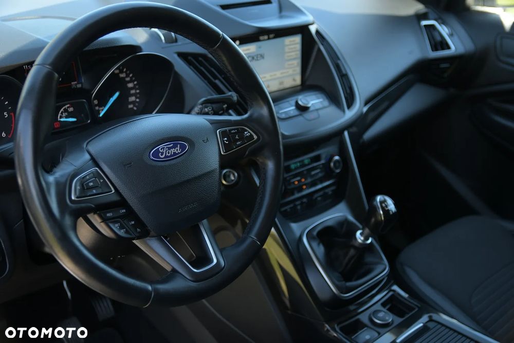 Ford Kuga 2.0 TDCi 4x2 Titanium - 28