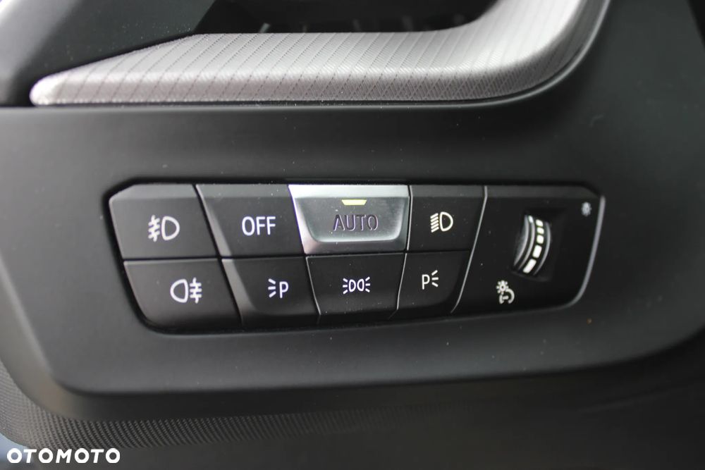 BMW Seria 1 118i M Sport - 25