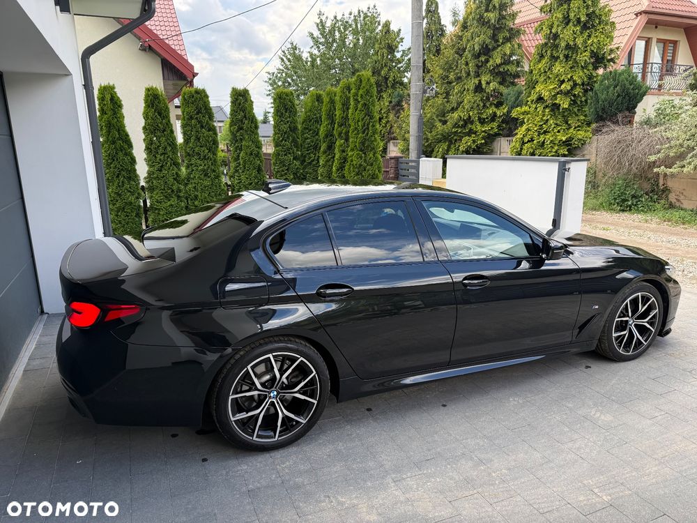 BMW Seria 5 520d xDrive mHEV M Sport sport - 7