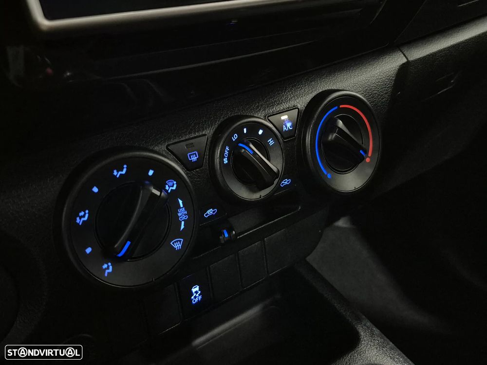 Toyota Hilux 2.4 D-4D - 2018 | GARANTIA | NACIONAL - 3 LUG - 14