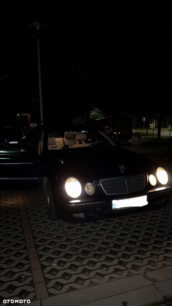 Mercedes-Benz Klasa E - 4