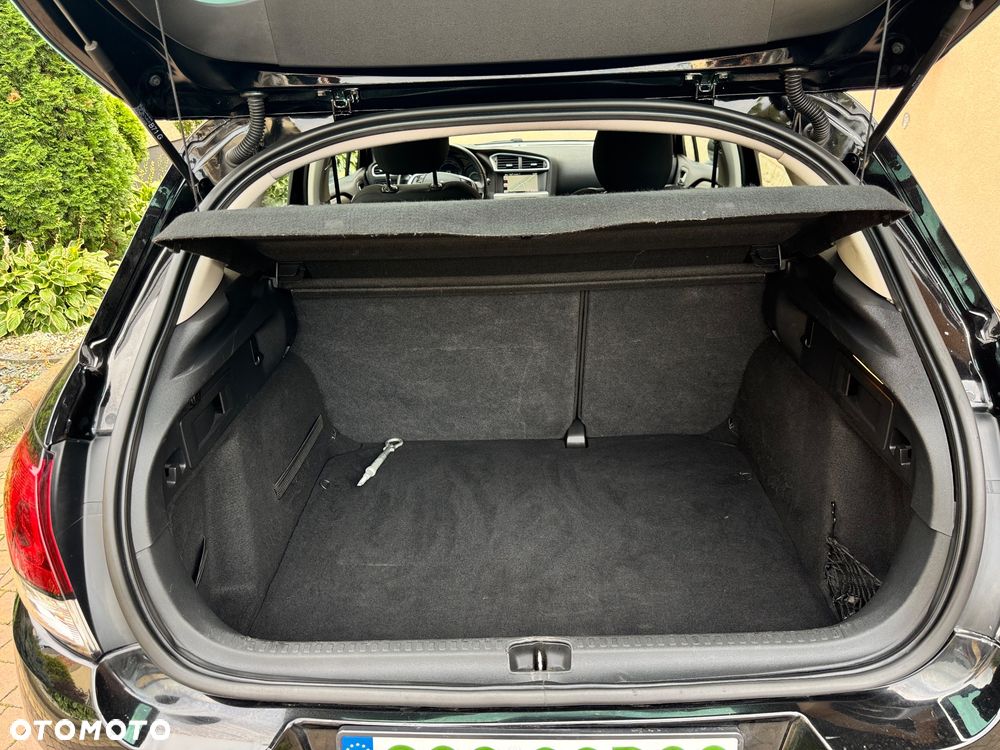Citroën C4 BlueHDi 120 Stop&Start Shine - 12