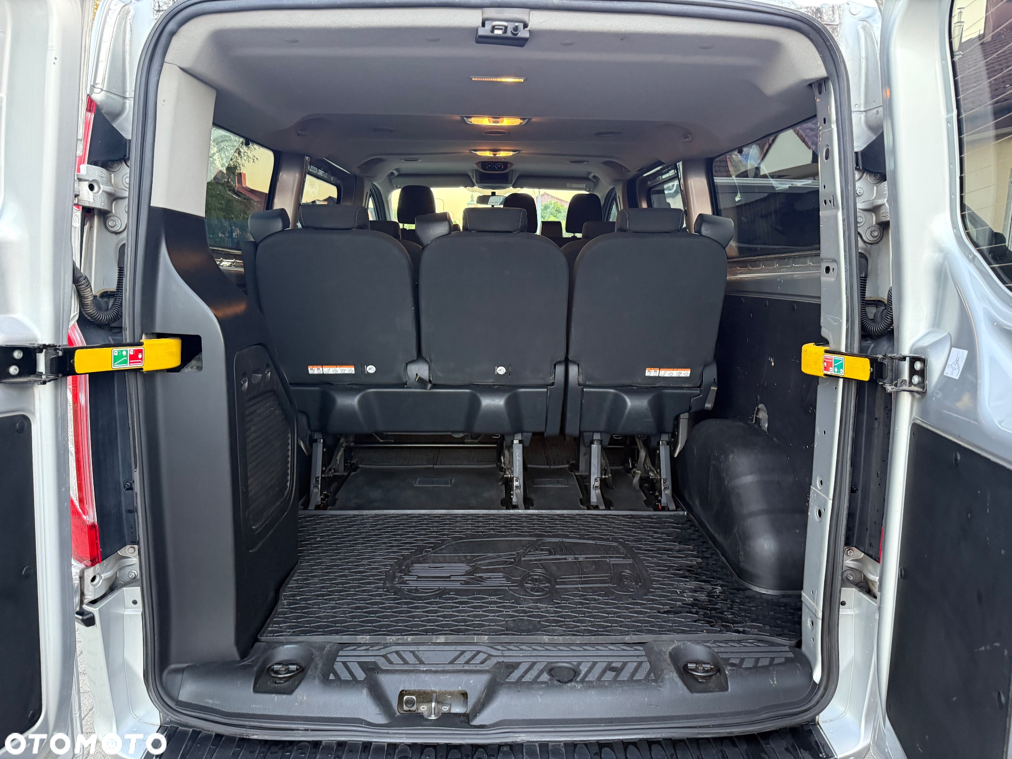 Ford Transit Custom Kombi 320 L2H1 Trend - 14