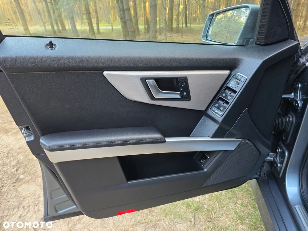 Mercedes-Benz GLK 350 CDI DPF 4Matic 7G-TRONIC - 24