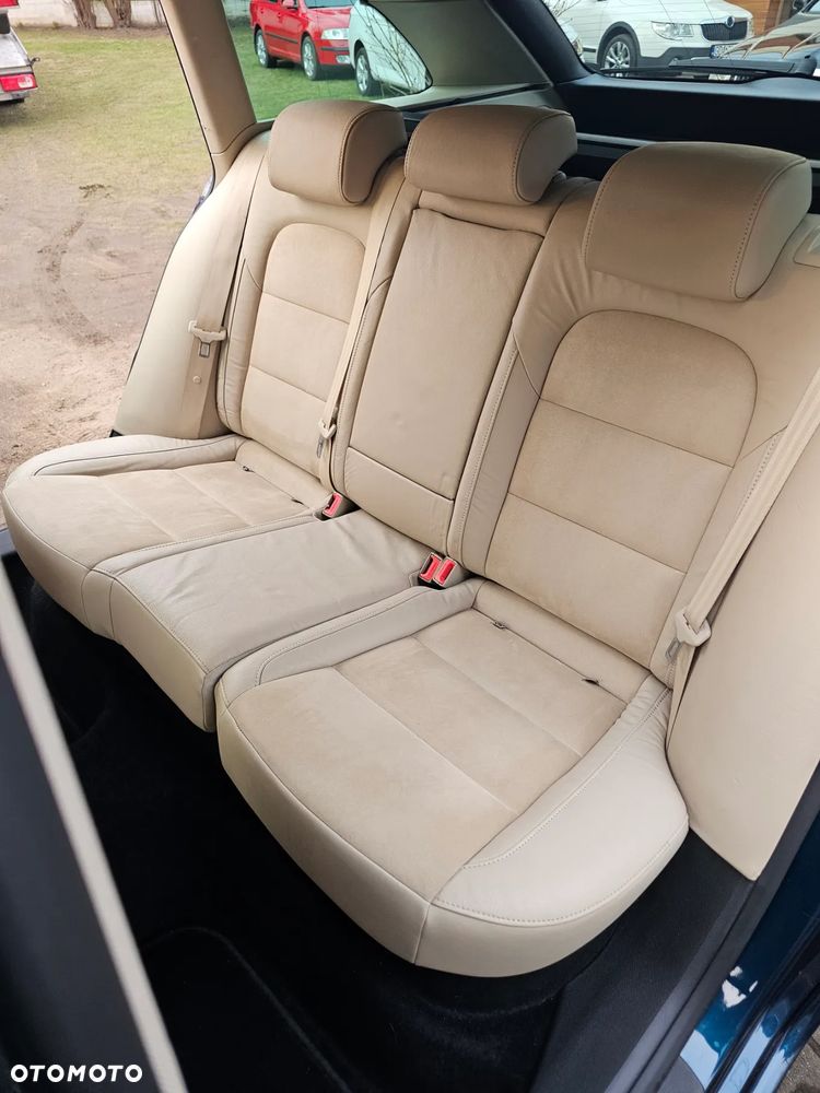 Skoda Superb 2.0 TDI 4x4 Elegance - 19