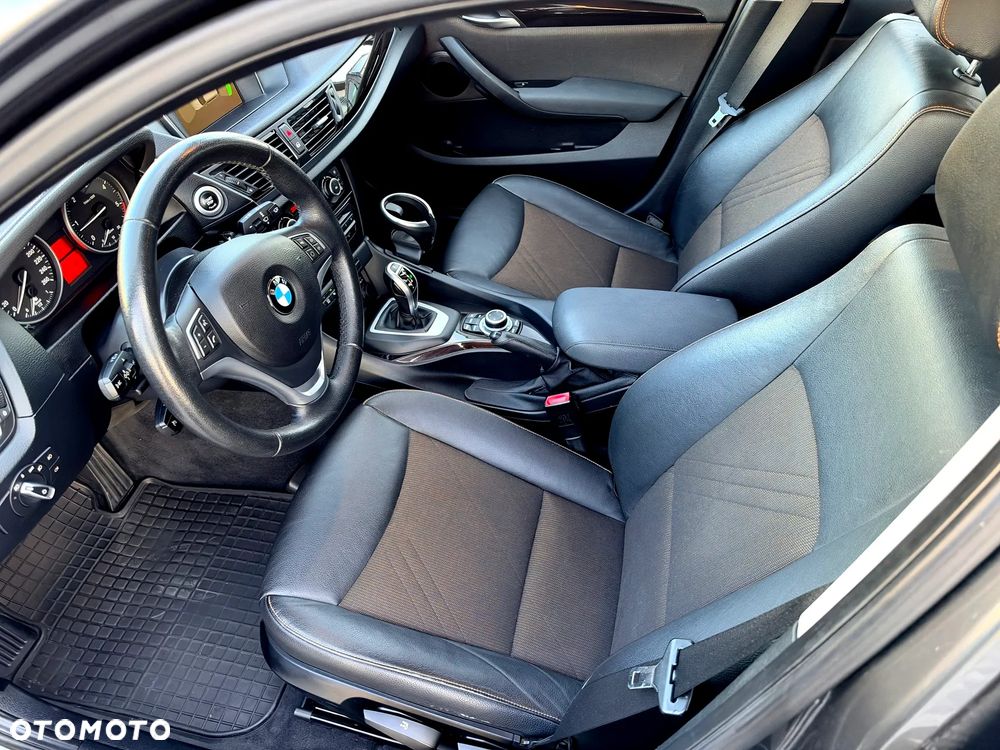 BMW X1 sDrive18d xLine - 11