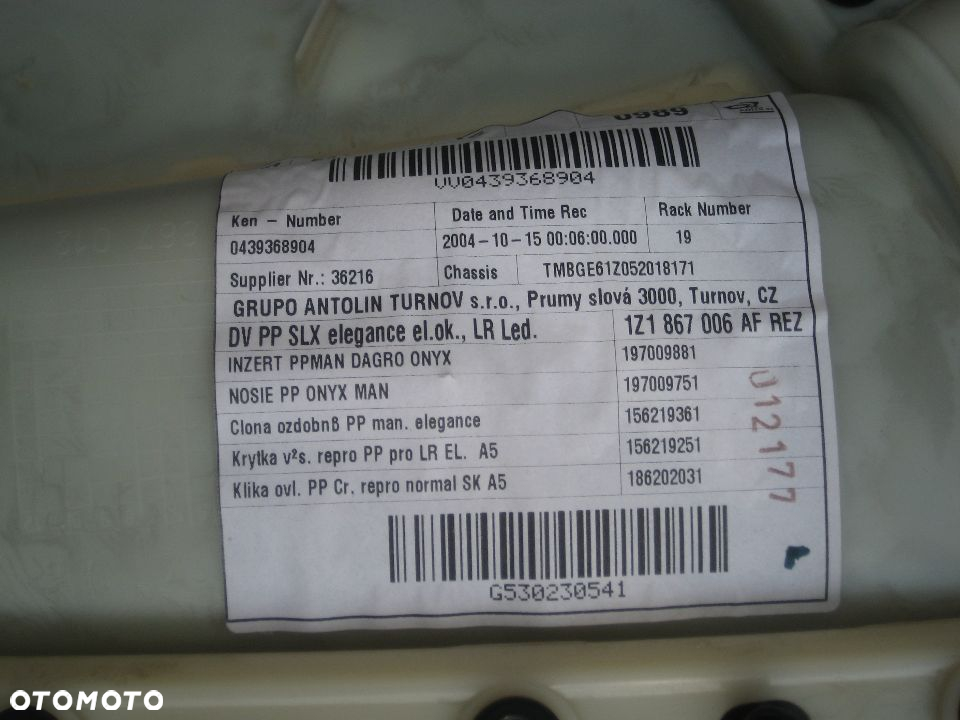 skoda octavia ii 2 04-08r tapicerka drzwi przód prawa skóra europa - 10