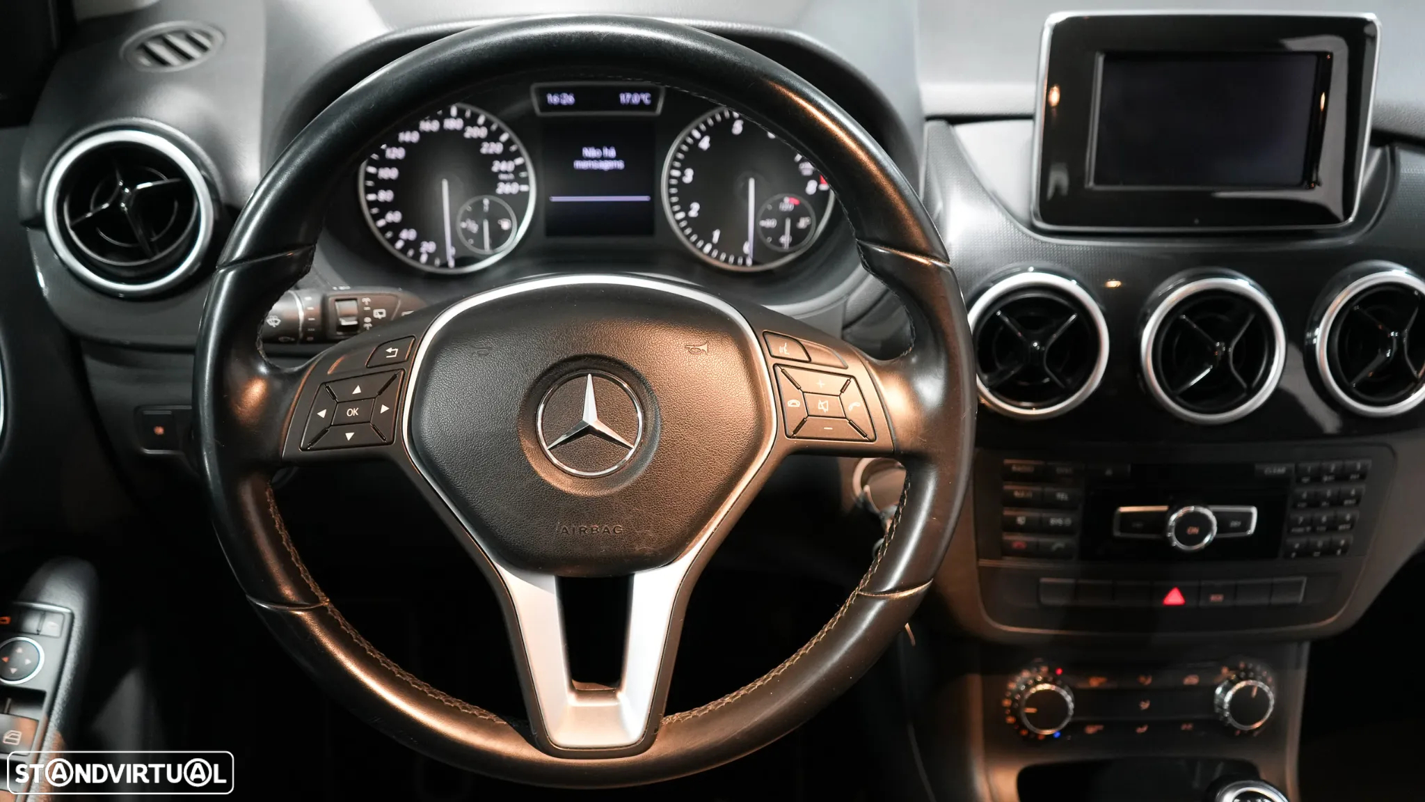 Mercedes-Benz B 180 BlueEfficiency 137g - 16
