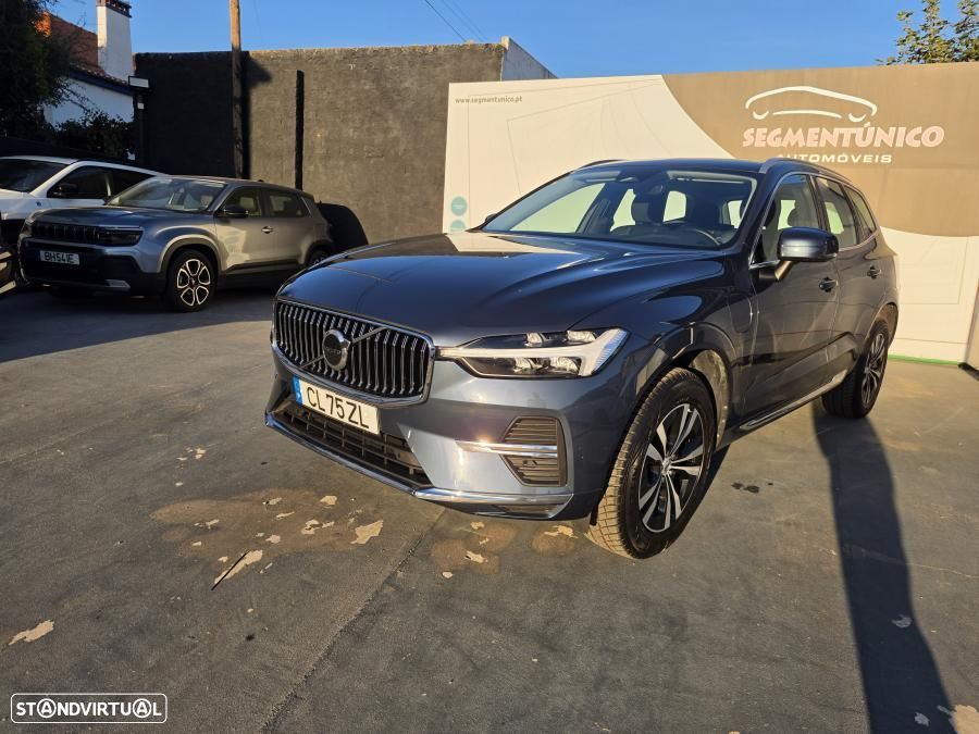 Volvo XC 60 2.0 T6 PHEV Core AWD - 4
