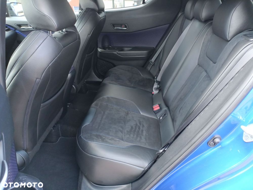 Toyota C-HR 1.2 T Dynamic - 11