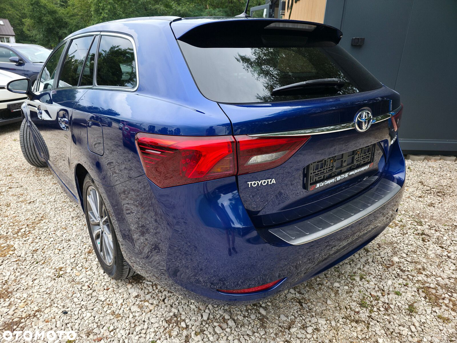 Toyota Avensis - 5