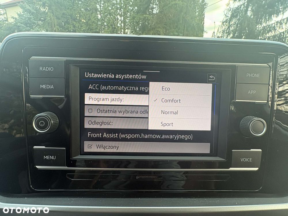 Volkswagen T-Roc 1.5 TSI Life DSG - 18