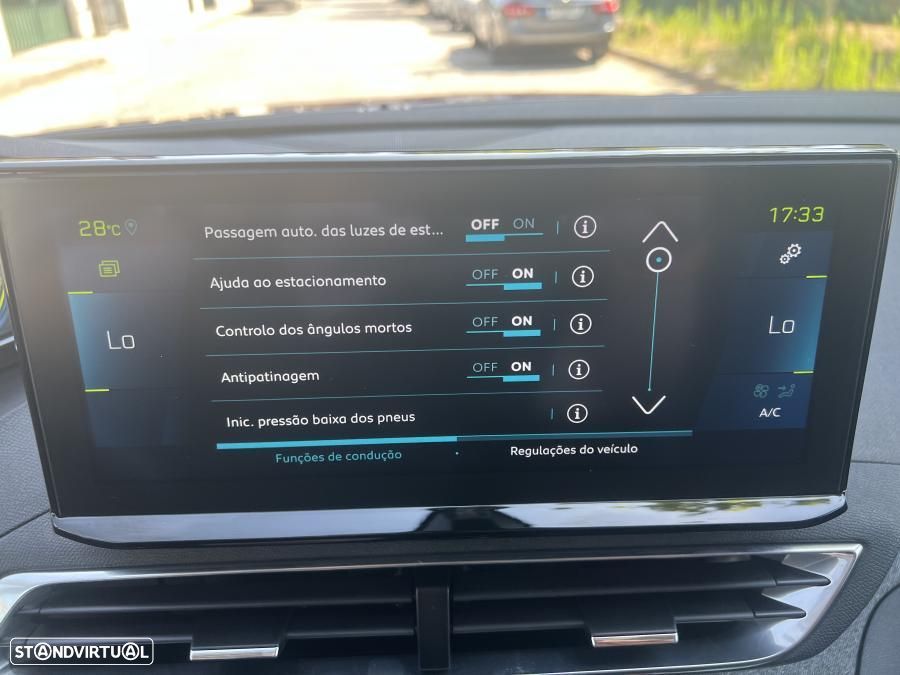 Peugeot 3008 225 e-EAT8 Roadtrip - 41