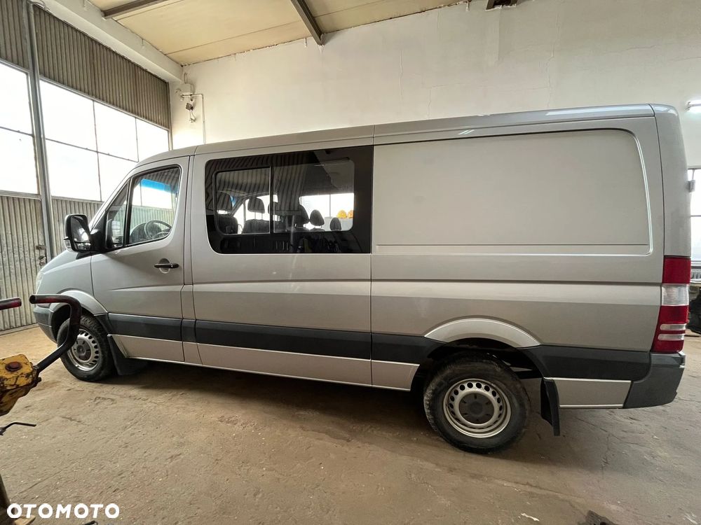 Mercedes-Benz Sprinter - 1