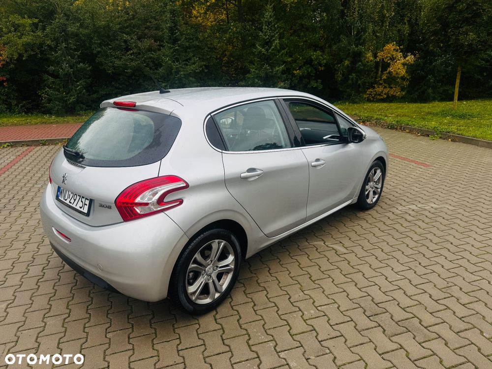Peugeot 208 1.6 VTi Allure - 16