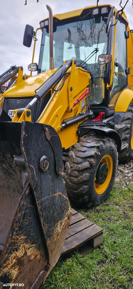 JCB 3CX - 6