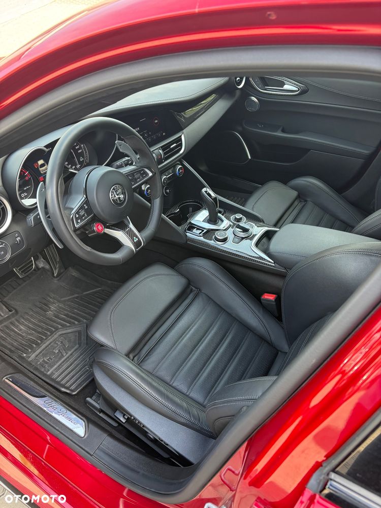 Alfa Romeo Giulia 2.9 Bi Turbo V6 Quadrifoglio - 8