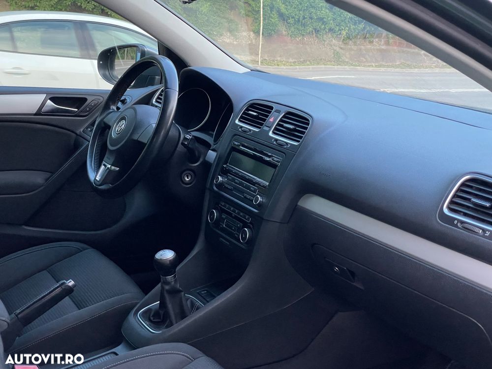 VOLKSWAGEN Golf 2011 — imagine 10
