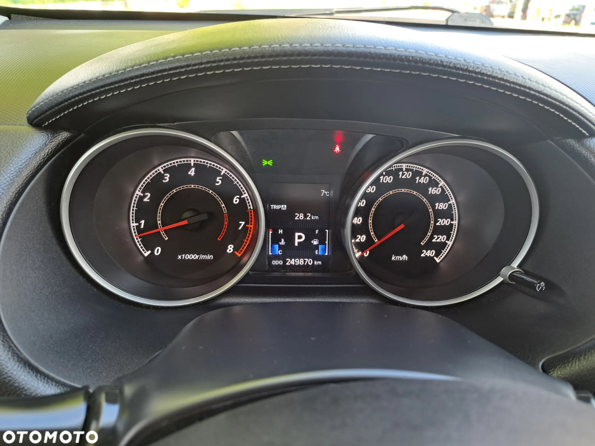 Mitsubishi Outlander 2.4 Instyle EU5 CVT - 26