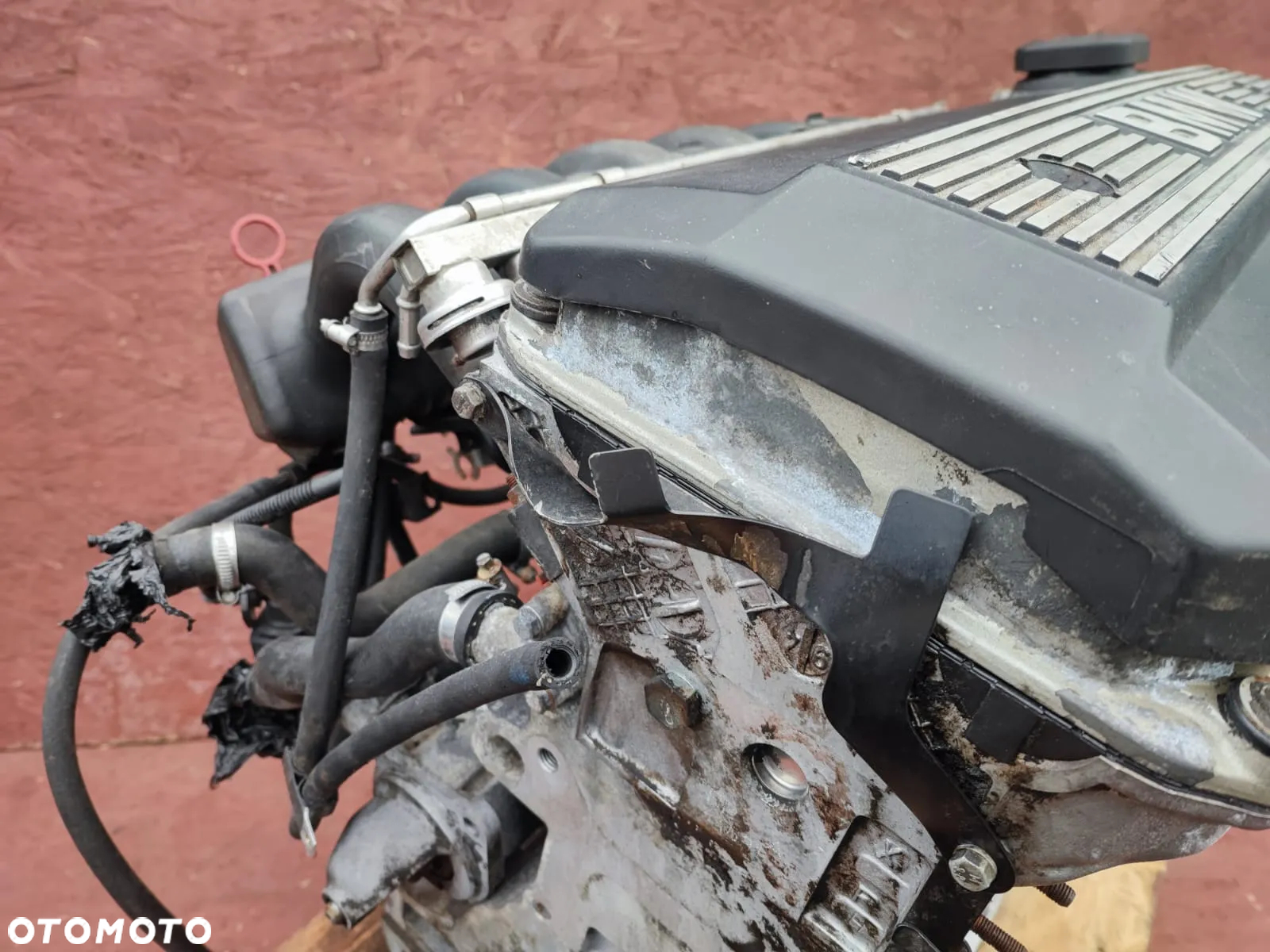 BMW E36 / E39 ORYGINALNY KOMPLETNY SŁUPEK SILNIKA M52B20 150KM + CEWKI + ROZRUSZNIK + KOLEKTOR SSĄCY + ALUMINIOWA POKRYWA RARYTAS O NR: 7 786 177 OEM. W BARDZO DOBRYM STANIE TECHNICZNYM. - 12