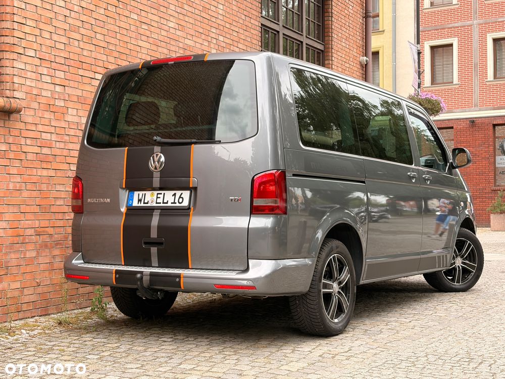 Volkswagen Multivan - 6